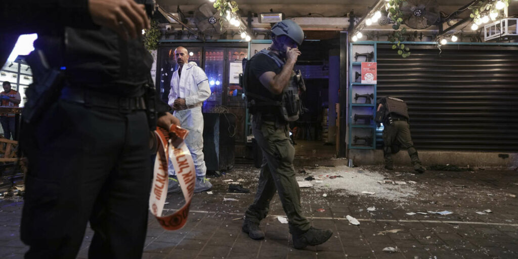 at least two dead in an attack in Tel Aviv