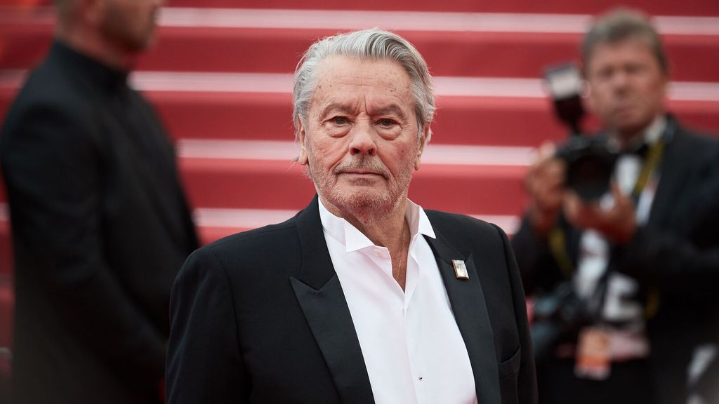 Alain Delon: which woman did he love the most during his life?  His son Anthony responds cash