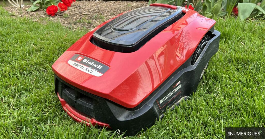 Einhell Freelexo 1200 LCD BT test: a connected robot mower with a removable battery that is as durable as it is sensitive