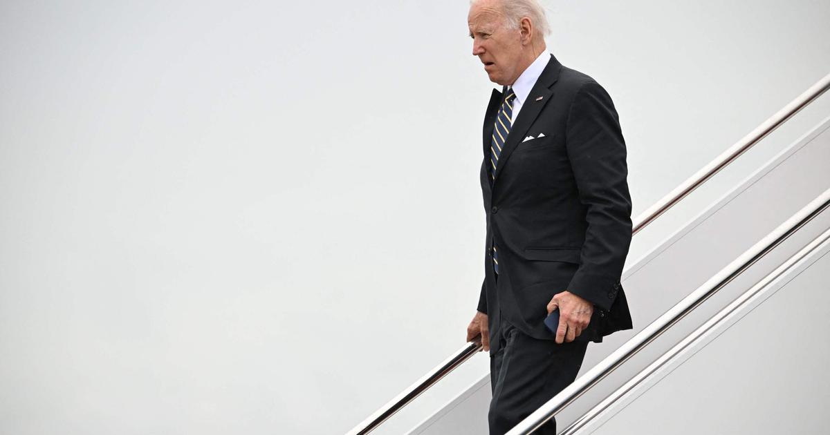 Joe Biden is on his way to Uvalde to find the families of the victims