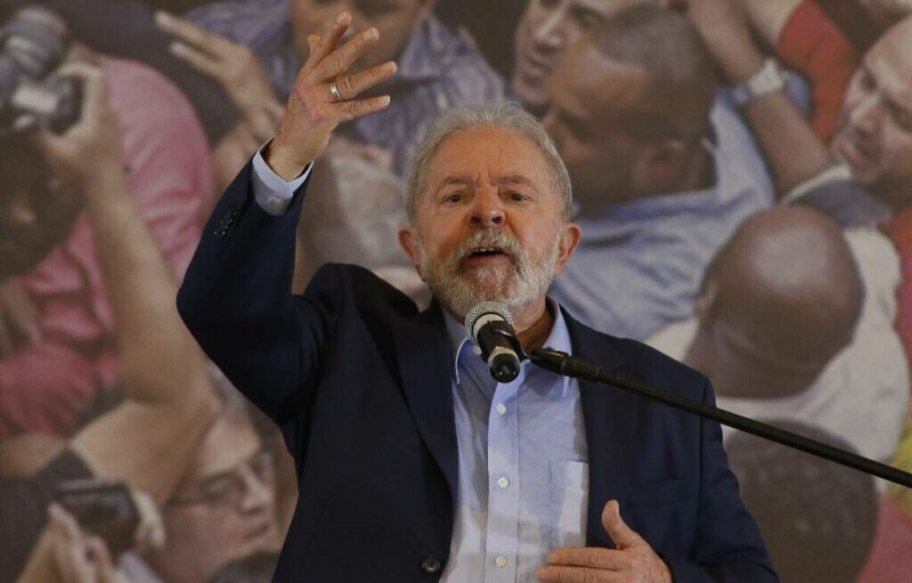 Lula launches his candidacy for the presidency against Bolsonaro, objective "to rebuild" the country