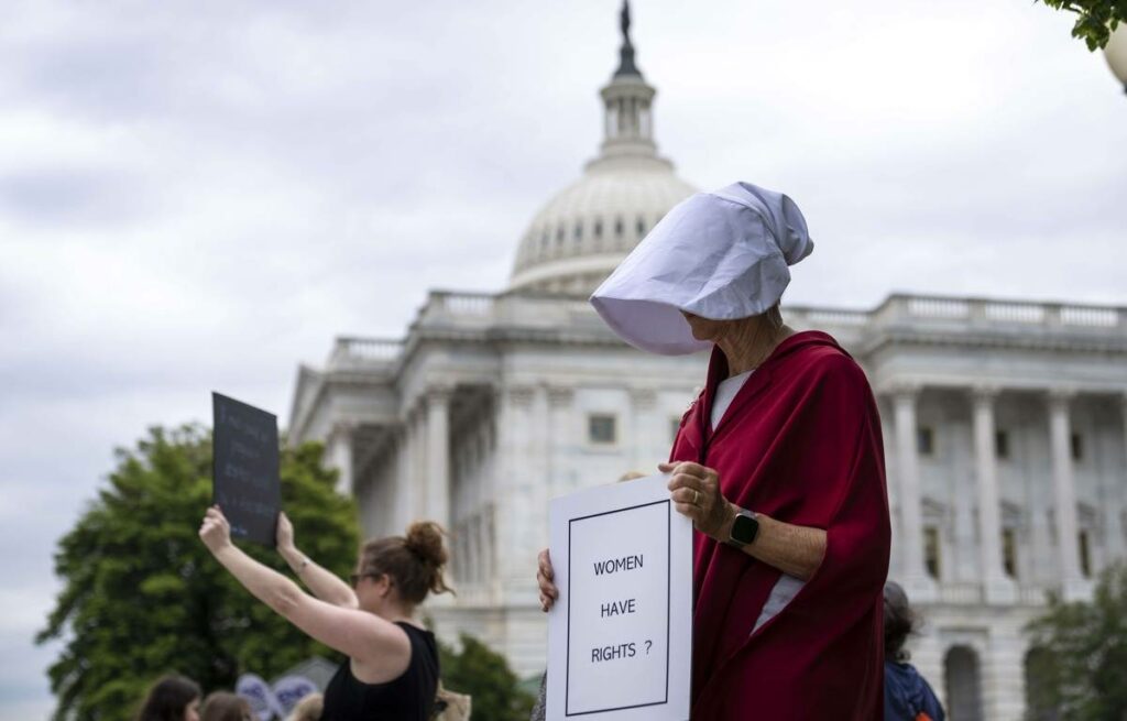 Senate fails to pass law guaranteeing access to abortion