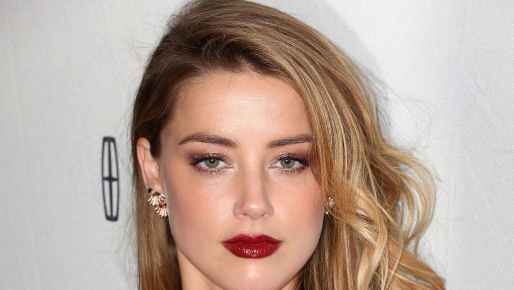 The end of the story?  What Amber Heard said privately about 'pooping' to a Johnny Depp employee