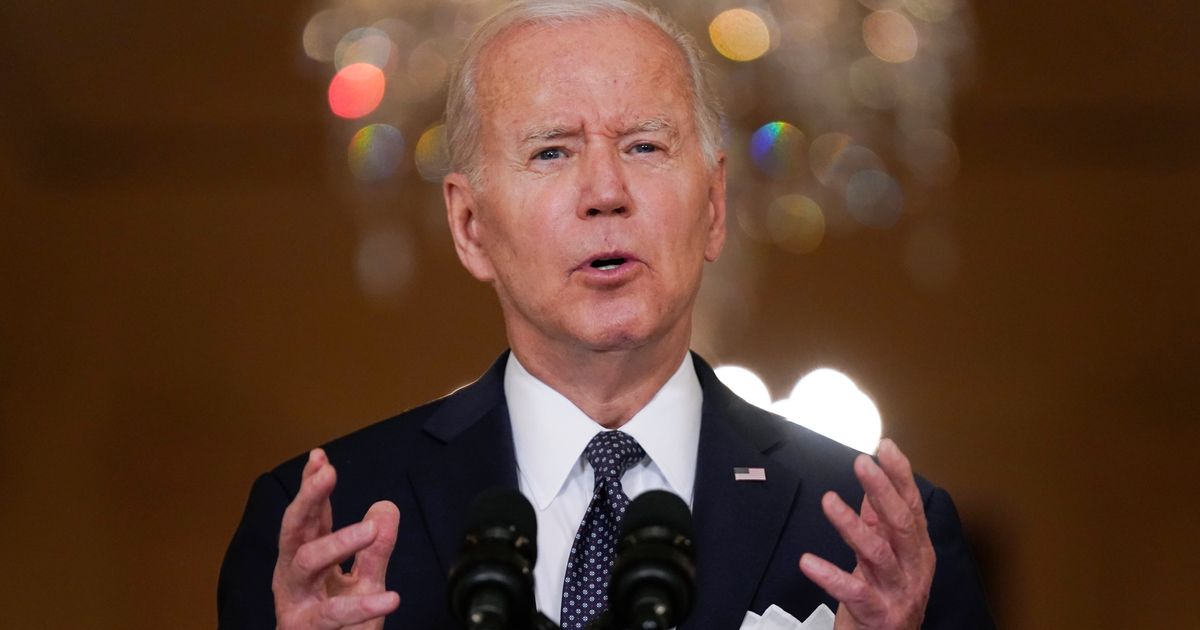 Joe Biden appelle à "interdire" la vente de fusils d'assaut aux prives